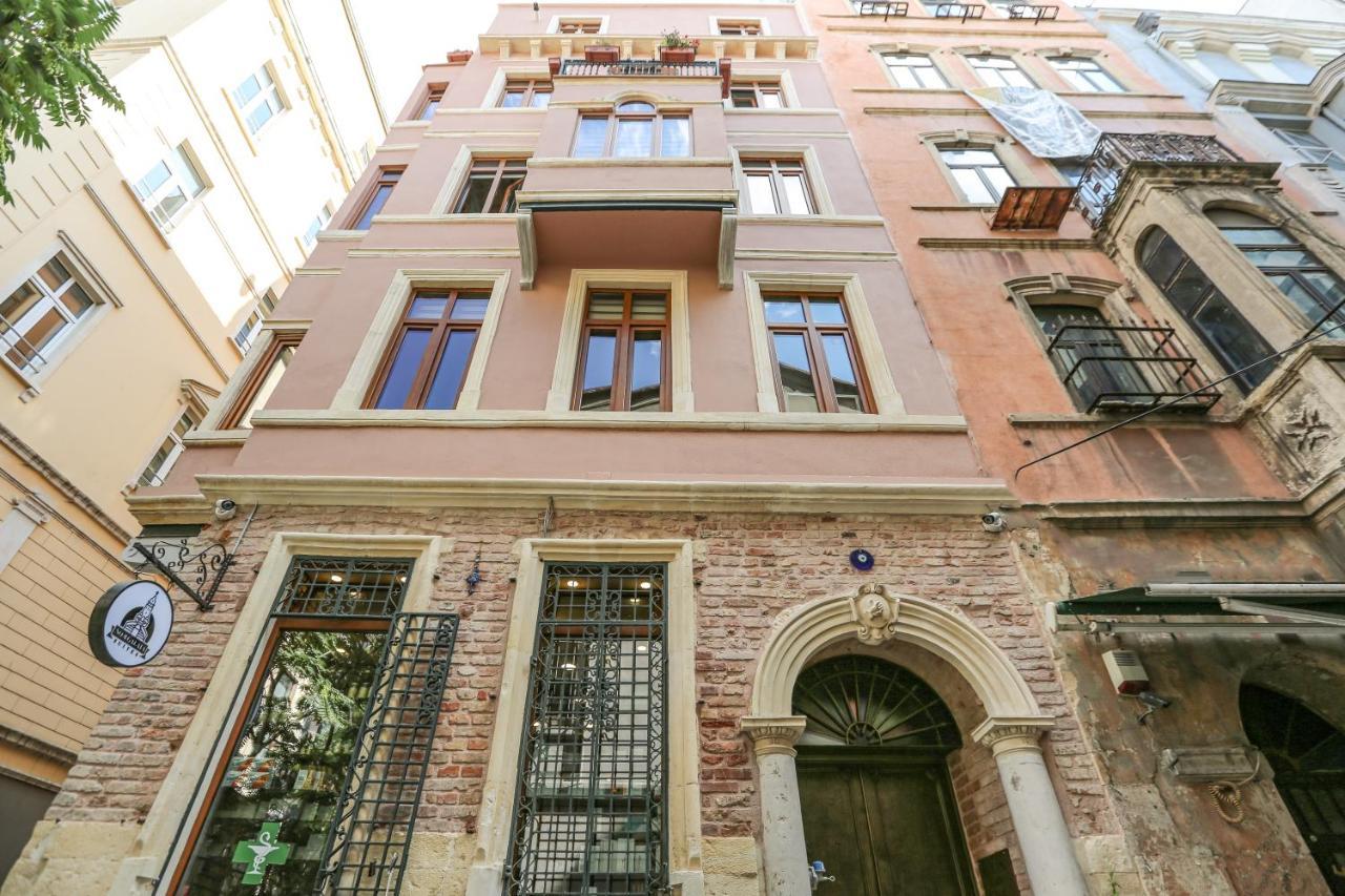 No 8 Galata, Istanbul